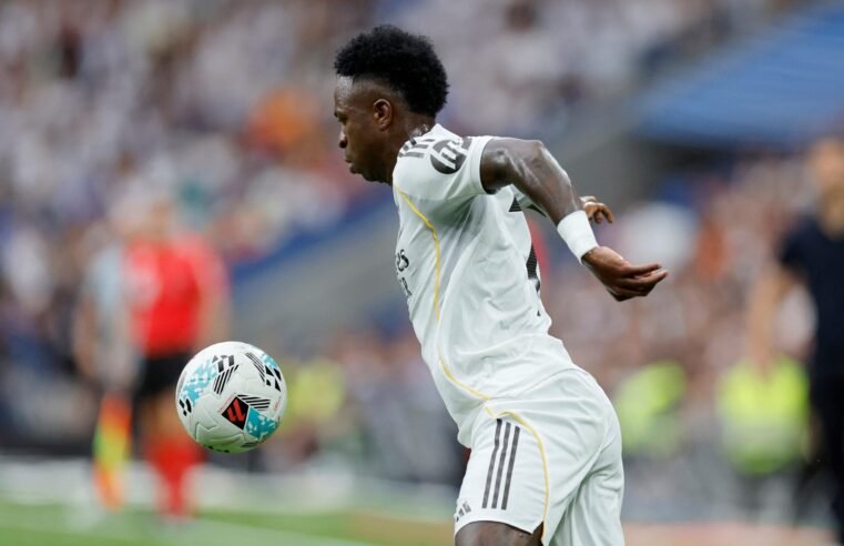 Real Madrid vence e encerra boa fase do Espanyol com gol de Militão e assistência de Vini Jr.