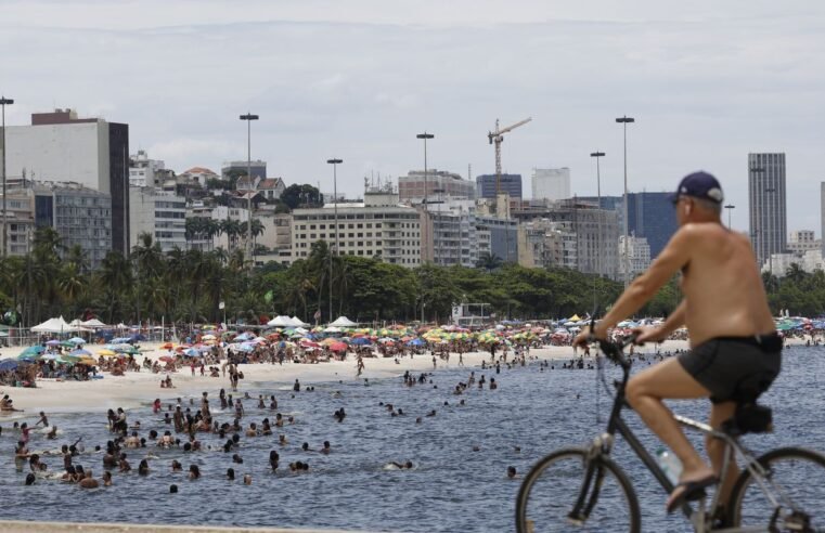 Rio teve um dia de sol forte, mas o final de semana o tempo muda