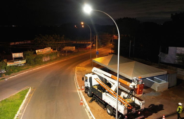 Três regiões do DF ganham mais de 1,7 mil luminárias de LED 