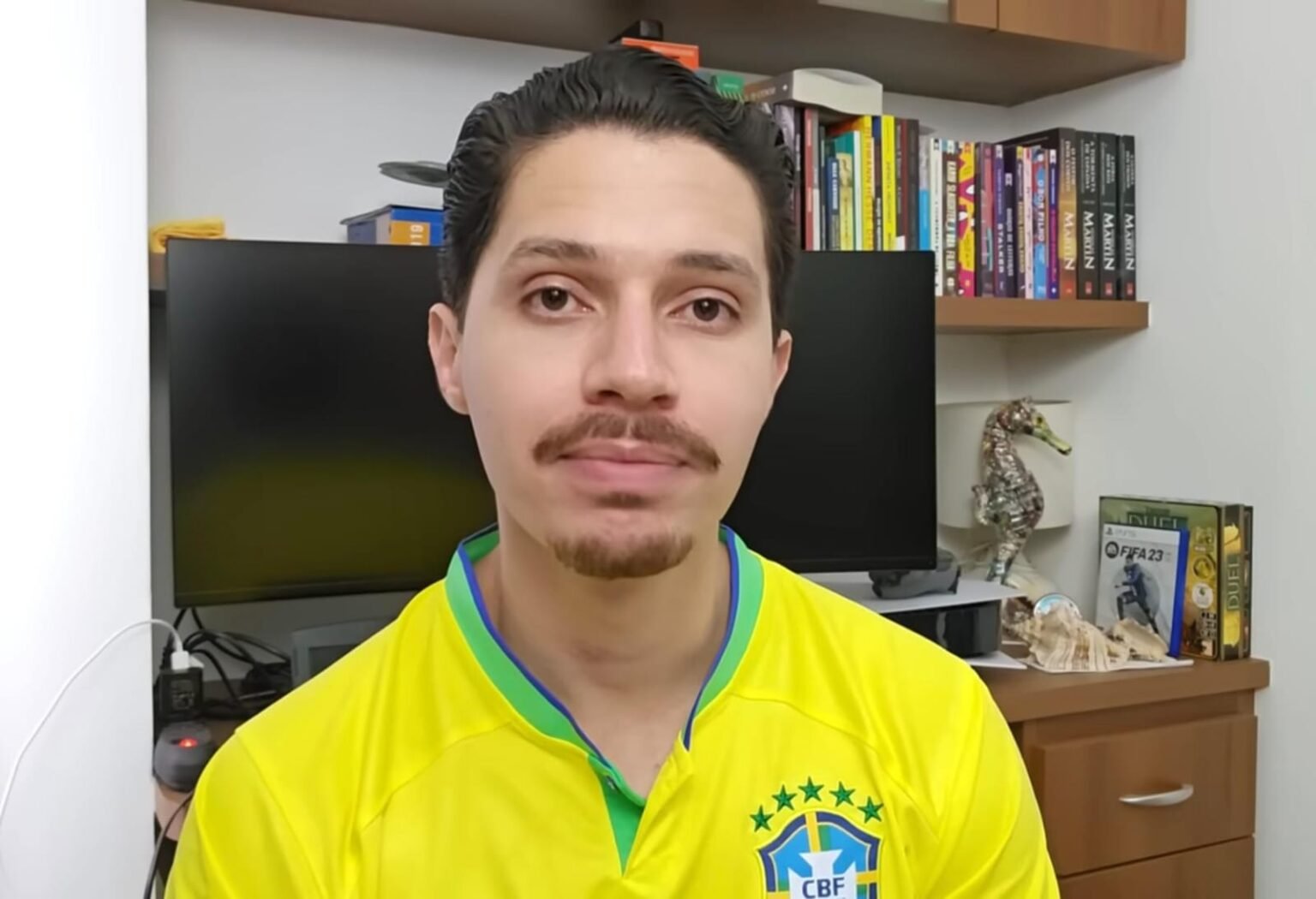 Youtuber Wilker Leão é expulso da UnB após infrações