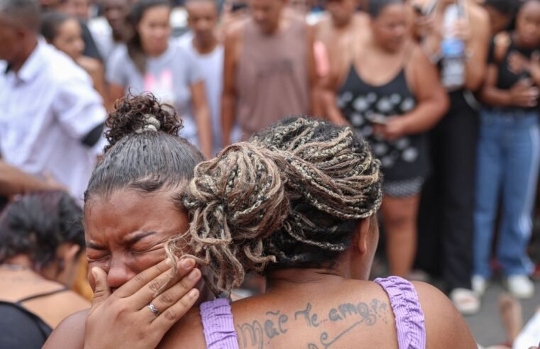 Ativistas denunciam massacre em ação policial no Rio