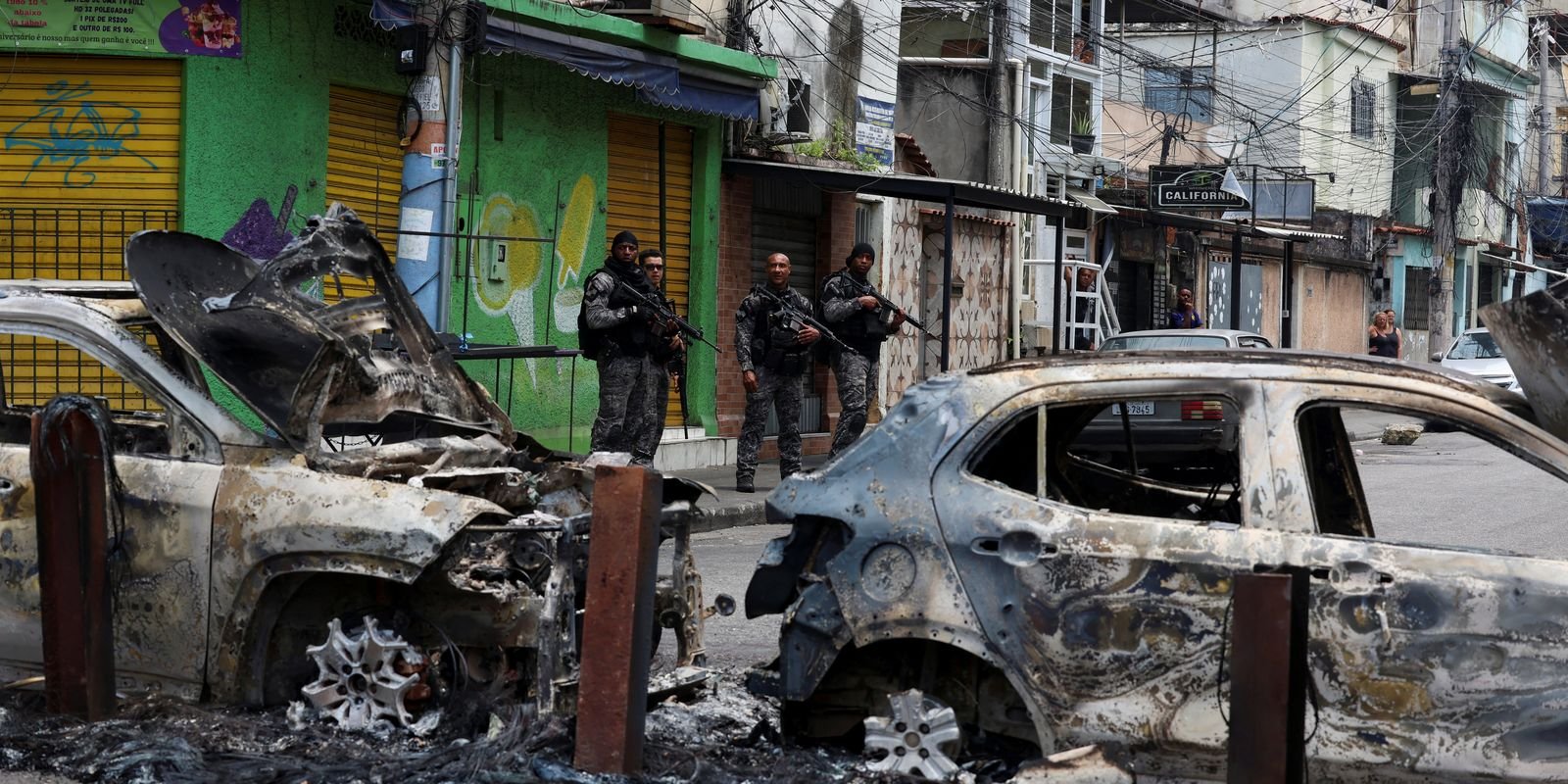 Aulas são suspensas no Rio após megaoperação policial Aulas são suspensas no Rio após megaoperação policial