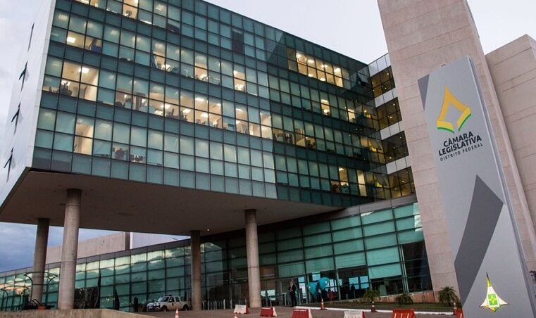 Deputados distritais terão R$ 34,5 mi cada em emendas de 2026