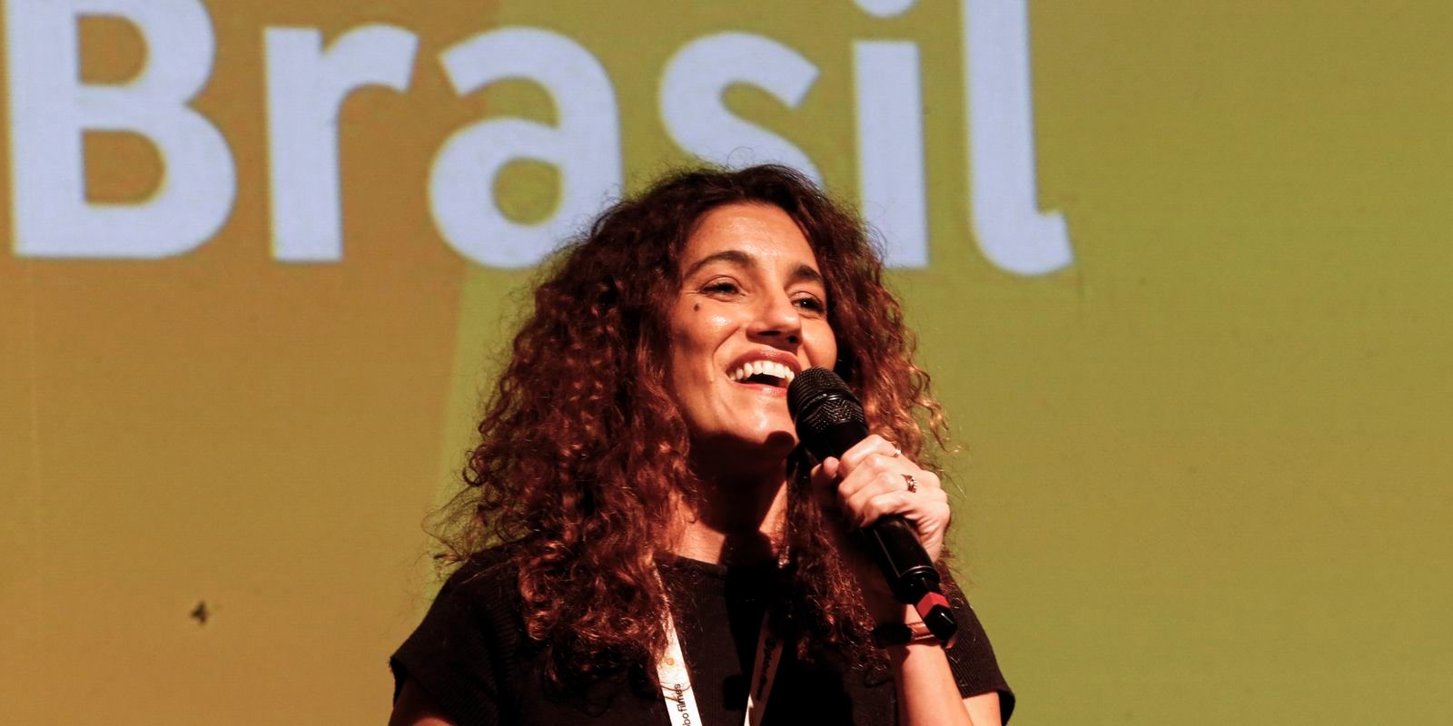 Diretora da EBC é agraciada com Prêmio Amigos do Cinema Infantil Diretora da EBC é agraciada com Prêmio Amigos do Cinema Infantil