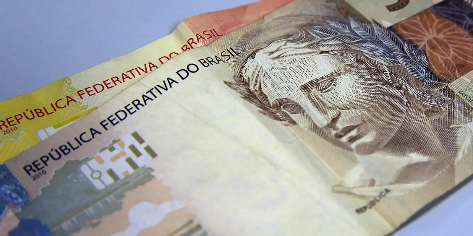 Economistas e setor produtivo veem avanços com PL da isenção de IR Economistas e setor produtivo veem avanços com PL da isenção de IR