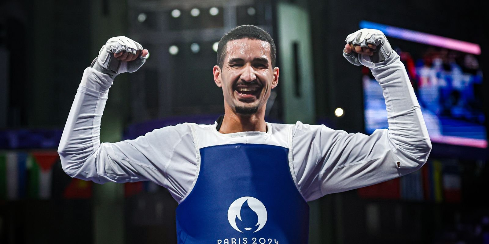 Edival Pontes, o Netinho, é vice-campeão mundial de taekwondo na China Edival Pontes, o Netinho, é vice-campeão mundial de taekwondo na China