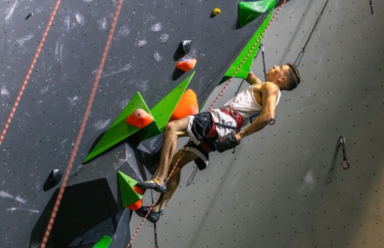 Eduardo Schaus leva bronze na Copa do Mundo de paraescalada na França