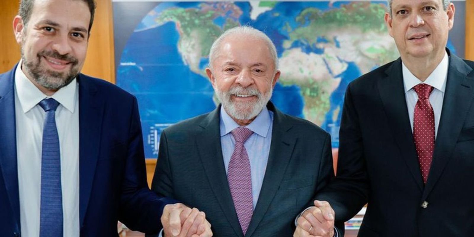 Guilherme Boulos assumirá Secretaria-Geral da Presidência Guilherme Boulos assumirá Secretaria-Geral da Presidência