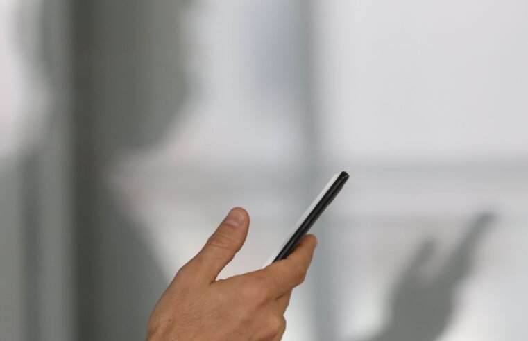 Instabilidade do Pix em grandes cidades coincide com falha na Amazon