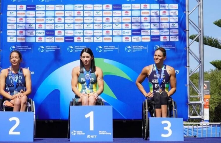 Jéssica Ferreira conquista bronze no Mundial de triatlo paralímpico