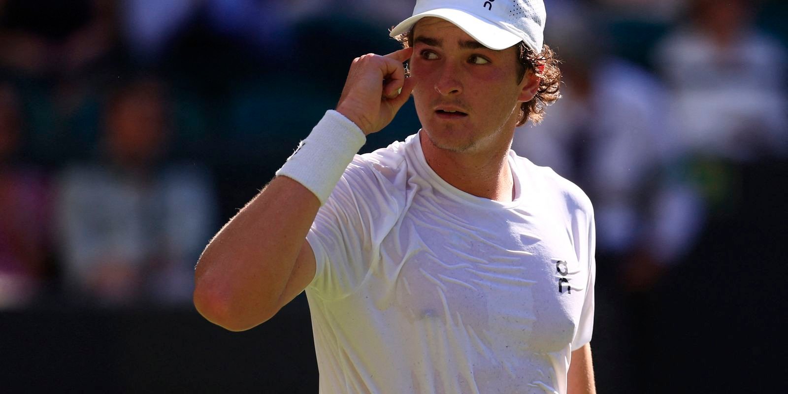 João Fonseca antecipa fim da temporada para tratar de uma lombalgia João Fonseca antecipa fim da temporada para tratar de uma lombalgia