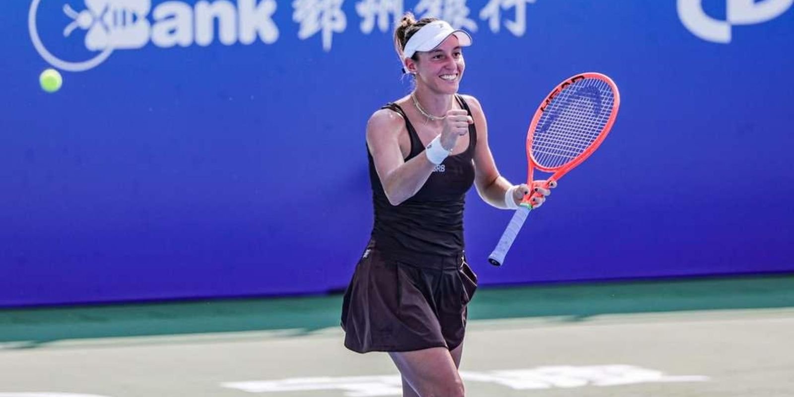 Luisa Stefani retorna ao top 20 e comemora inédita vaga no Finals Luisa Stefani retorna ao top 20 e comemora inédita vaga no Finals