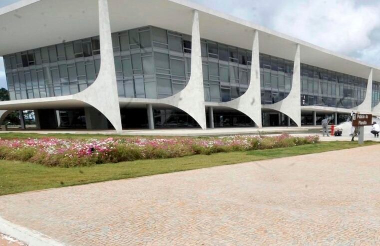 Lula elogia plebiscito sobre taxação de ricos e contra escala 6×1