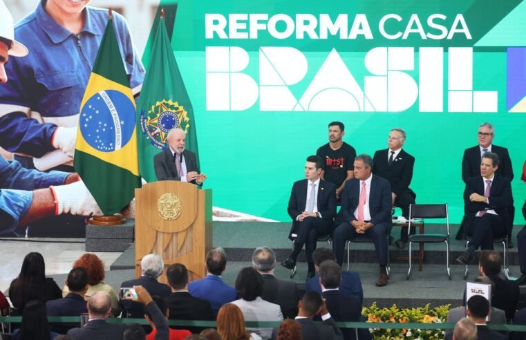 Lula lança programa de reforma de casas e defende ação para invisíveis
