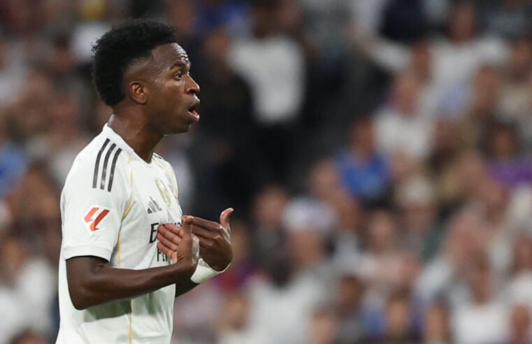 Mbappé perde pênalti, Vini explode, mas Real vence Barça e encerra jejum