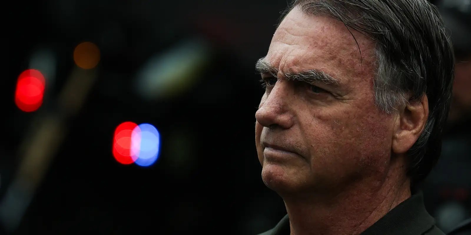 Moraes autoriza Bolsonaro a receber atendimento médico em casa
