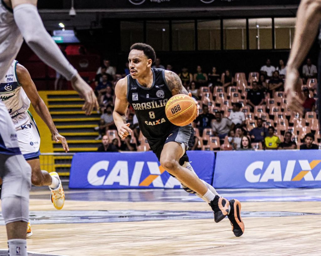 NBB: Brasília vence com mais de 100 pontos e segue 100%