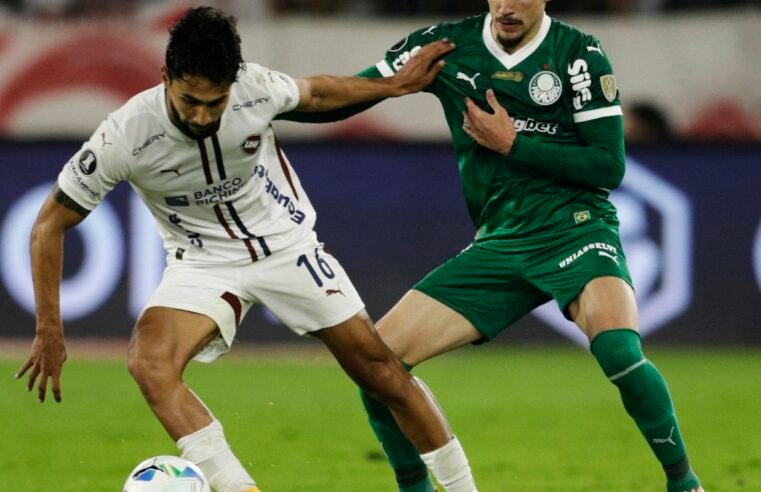 Palmeiras joga futuro na Libertadores diante da LDU