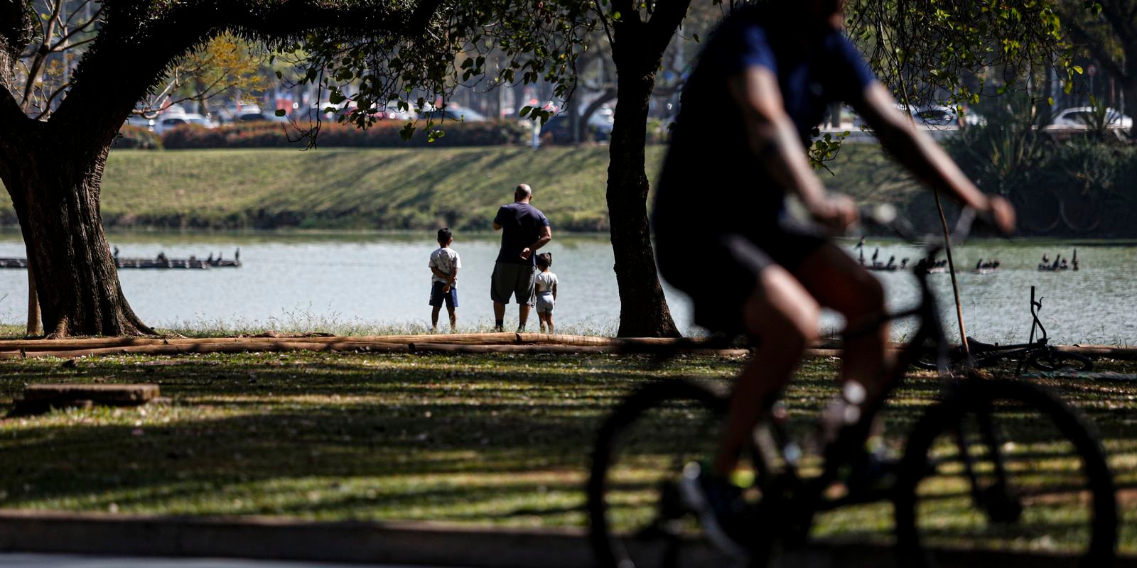 Pesquisas revelam preocupação com crianças em extremos climáticos