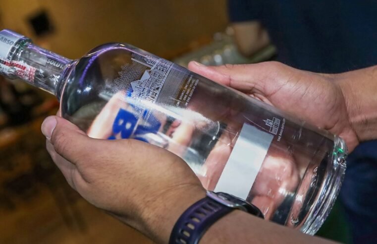 Policiais descobrem laboratório de falsificação de bebidas no DF