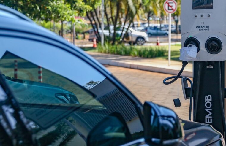 Rio prevê ampliar rede pública de recarga para veículos elétricos