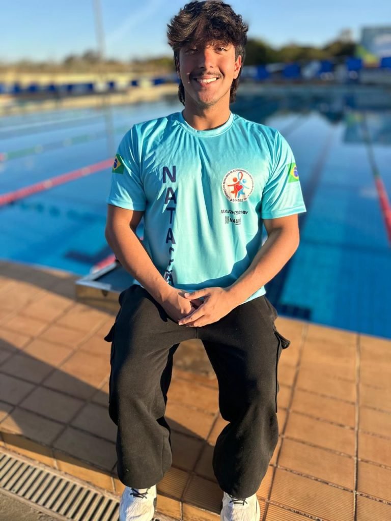 Rotina de Campeão: nadador goiano Gabriel Zafra, de 19 anos, sonha com Parapan