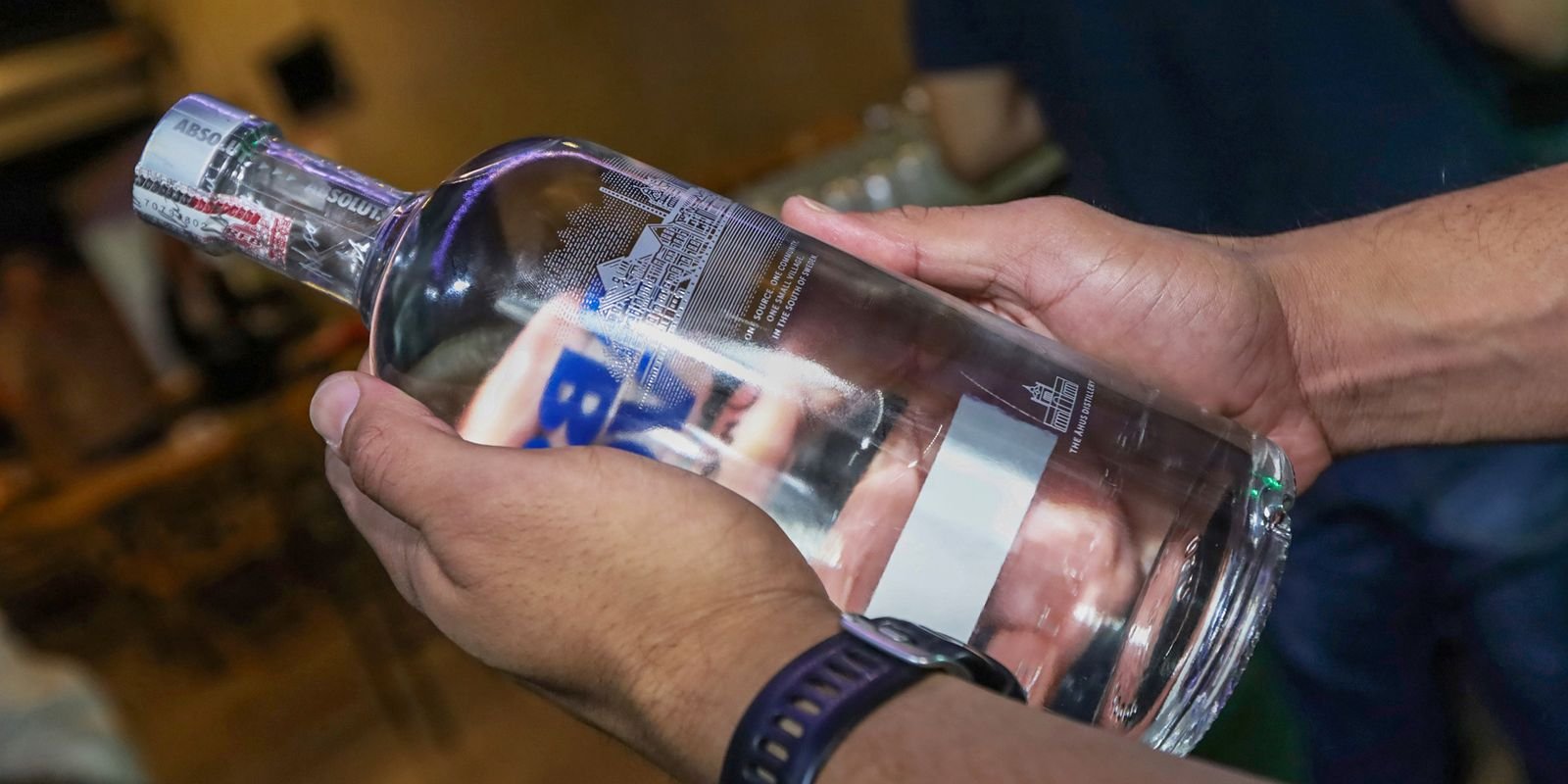 Sobe para cinco o número de mortes causadas por metanol em SP Sobe para cinco o número de mortes causadas por metanol em SP