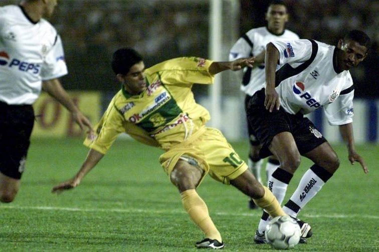 Somente dois clubes do DF já conquistaram títulos nacionais na história Somente dois clubes do DF já conquistaram títulos nacionais na história