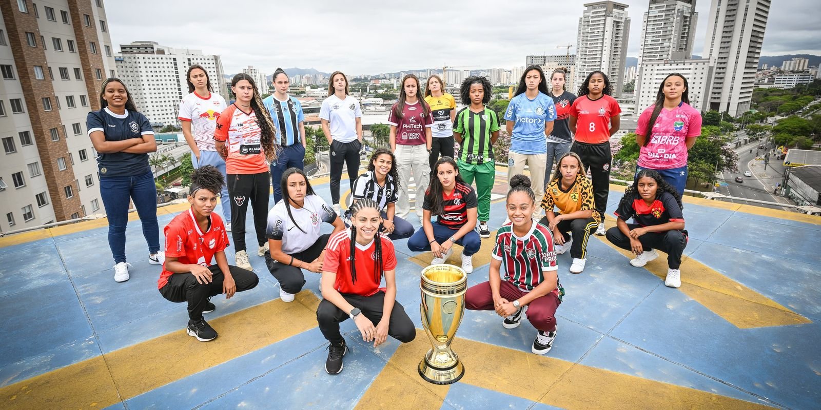 Sorteio no Pacaembu define sedes e grupos da terceira Copinha Feminina Sorteio no Pacaembu define sedes e grupos da terceira Copinha Feminina
