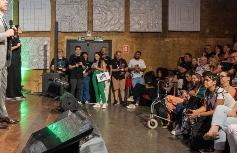 Tecnologia é ferramenta, não garantia de educação, diz Karnal no Rec’n’Play