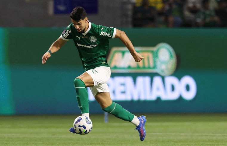 ‘Flaco-Roque’ atropela o Vasco, Palmeiras vence e segue na cola do Flamengo