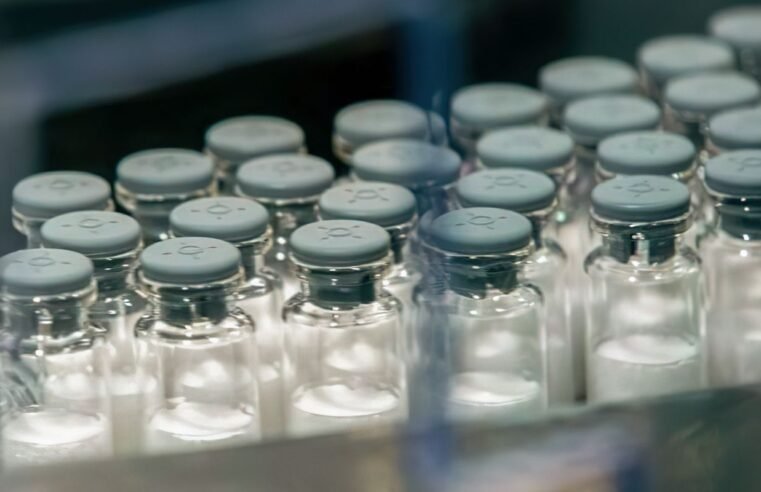 Anvisa assina termo de compromisso para a vacina da dengue do Butantan