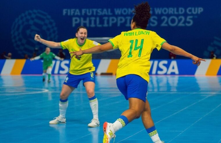 Brasil goleia Irã na estreia da Copa do Mundo de futsal feminino