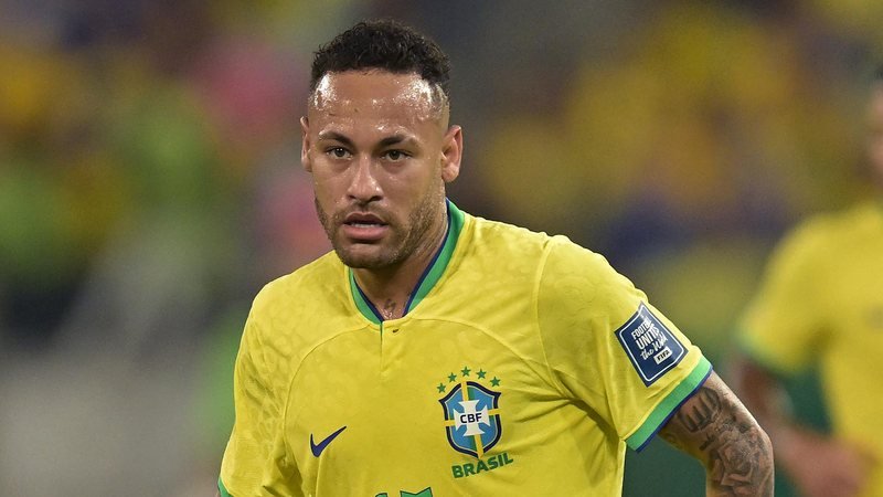 Brasil registra quase 2.500 pessoas com nome Neymar, revela Censo do IBGE