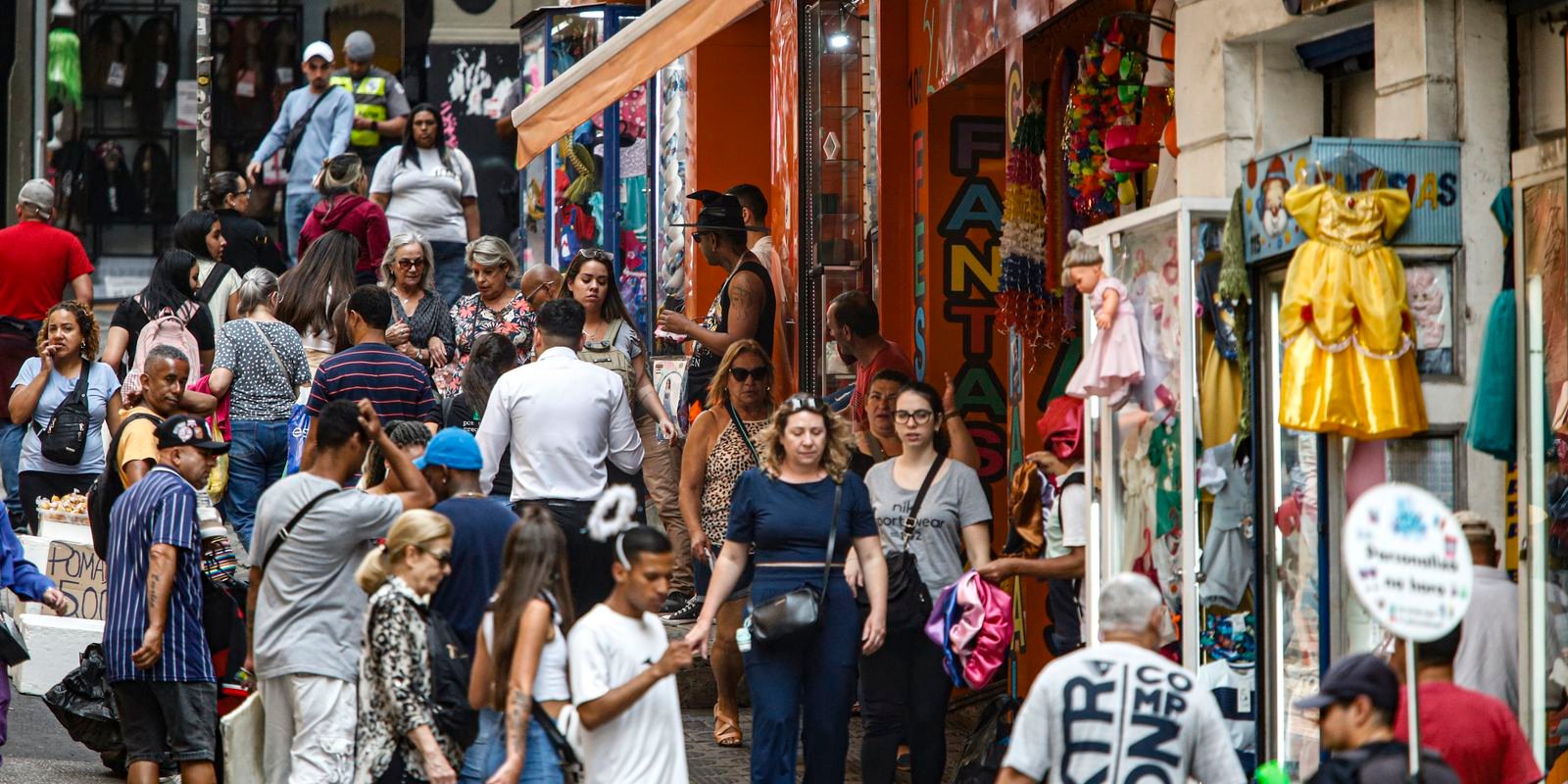 Dez estados e o DF têm menor desemprego registrado desde 2012