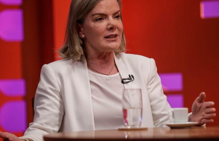 Gleisi: tipificação penal e apreensão de bens são inegociáveis em PL