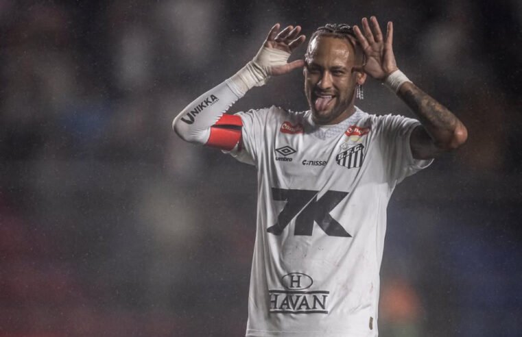 Neymar volta a jogar, Santos melhora e arranca empate com Fortaleza na Vila