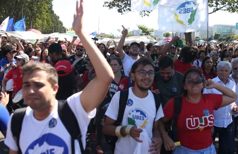 Número de sindicalizados no Brasil para de cair e chega a 9,1 milhões