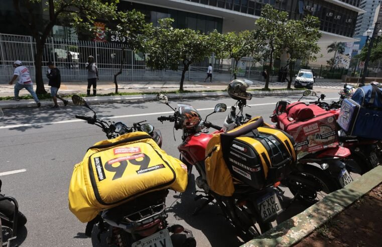Prefeitura de SP pede mais prazo para liberação de mototáxis na cidade
