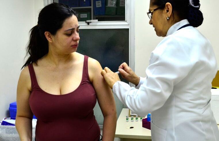 Saiba como será oferta de vacina que previne bronquiolite em bebês