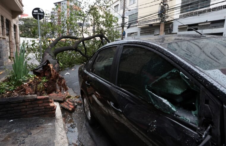 Semana começa com possibilidade de chuvas fortes no Sul e Sudeste