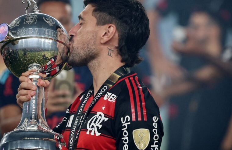 Arrascaeta é finalista no tradicional prêmio Rei da América