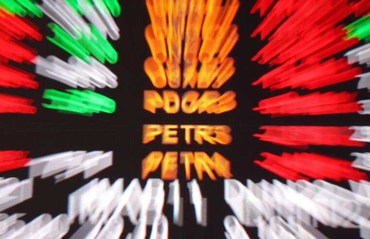 Bolsa supera os 162 mil pontos com dados de desaceleração da economia