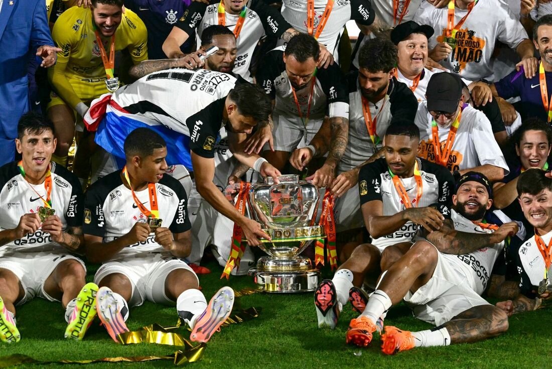 Corinthians altera planejamento após ‘surpresa’ com vaga na Libertadores