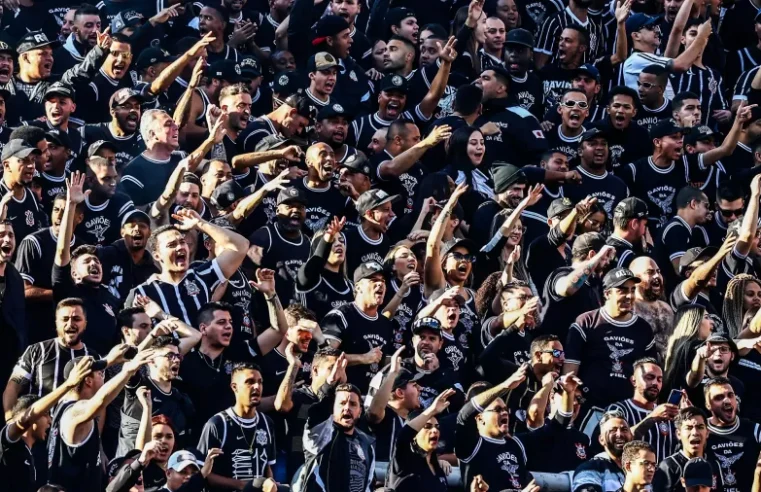 Corinthians celebra Copa do Brasil em festa gratuita para 50 mil pessoas em Itaquera