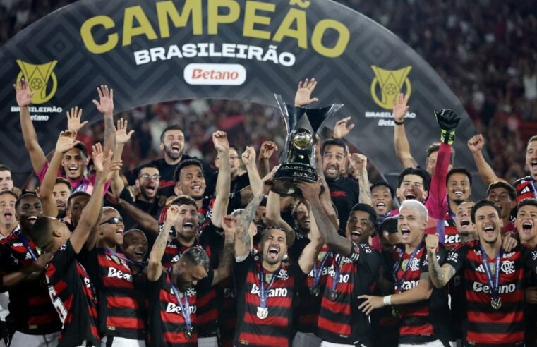 Flamengo derrota Ceará e coroa ano mágico com título Brasileiro