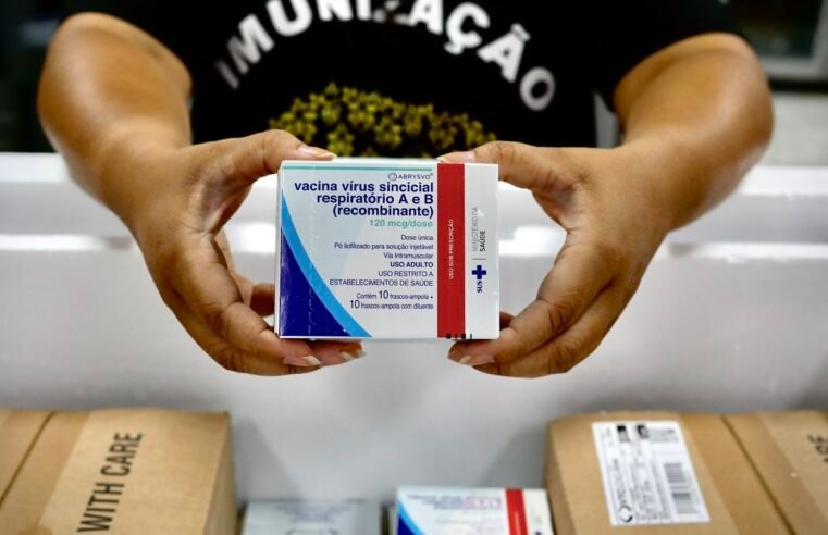 Governo começa a distribuir vacina contra vírus sincicial respiratório