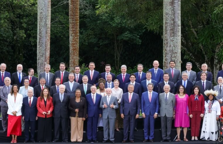 Lula diz que é preciso informar melhor ações do governo