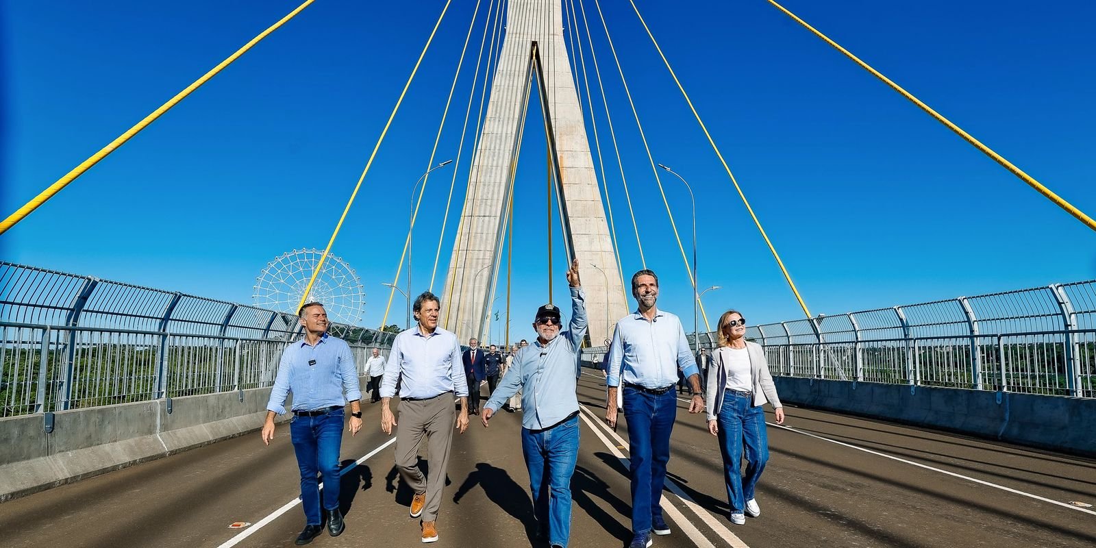 Lula inaugura ponte em Foz do Iguaçu e critica quem constrói “muros”