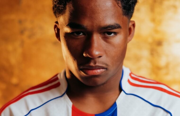 Lyon anuncia contratação por empréstimo do atacante Endrick